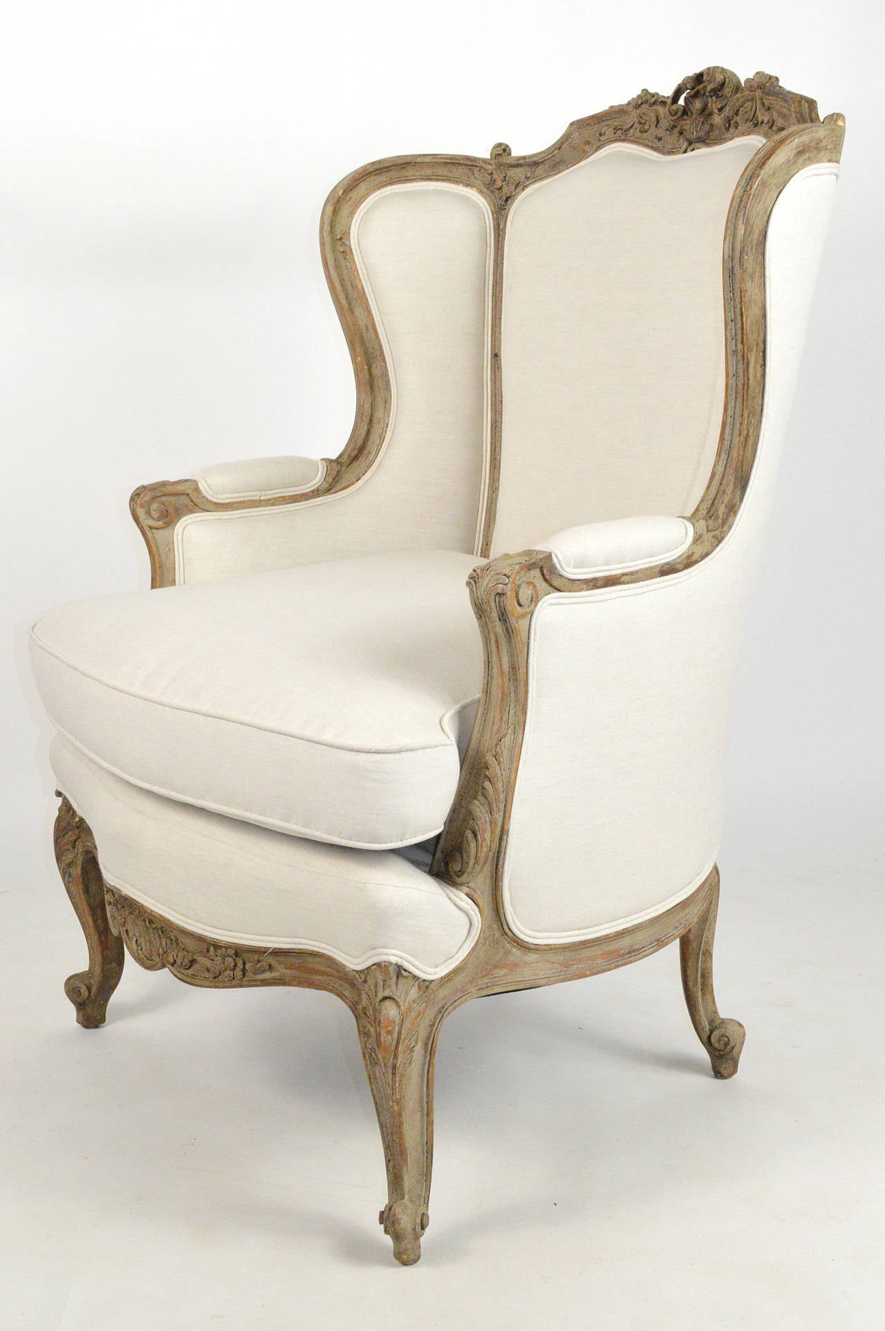 Early 20th Century French Louis XV Style Painted Wingback Armchair In Good Condition For Sale In Atlanta, GA