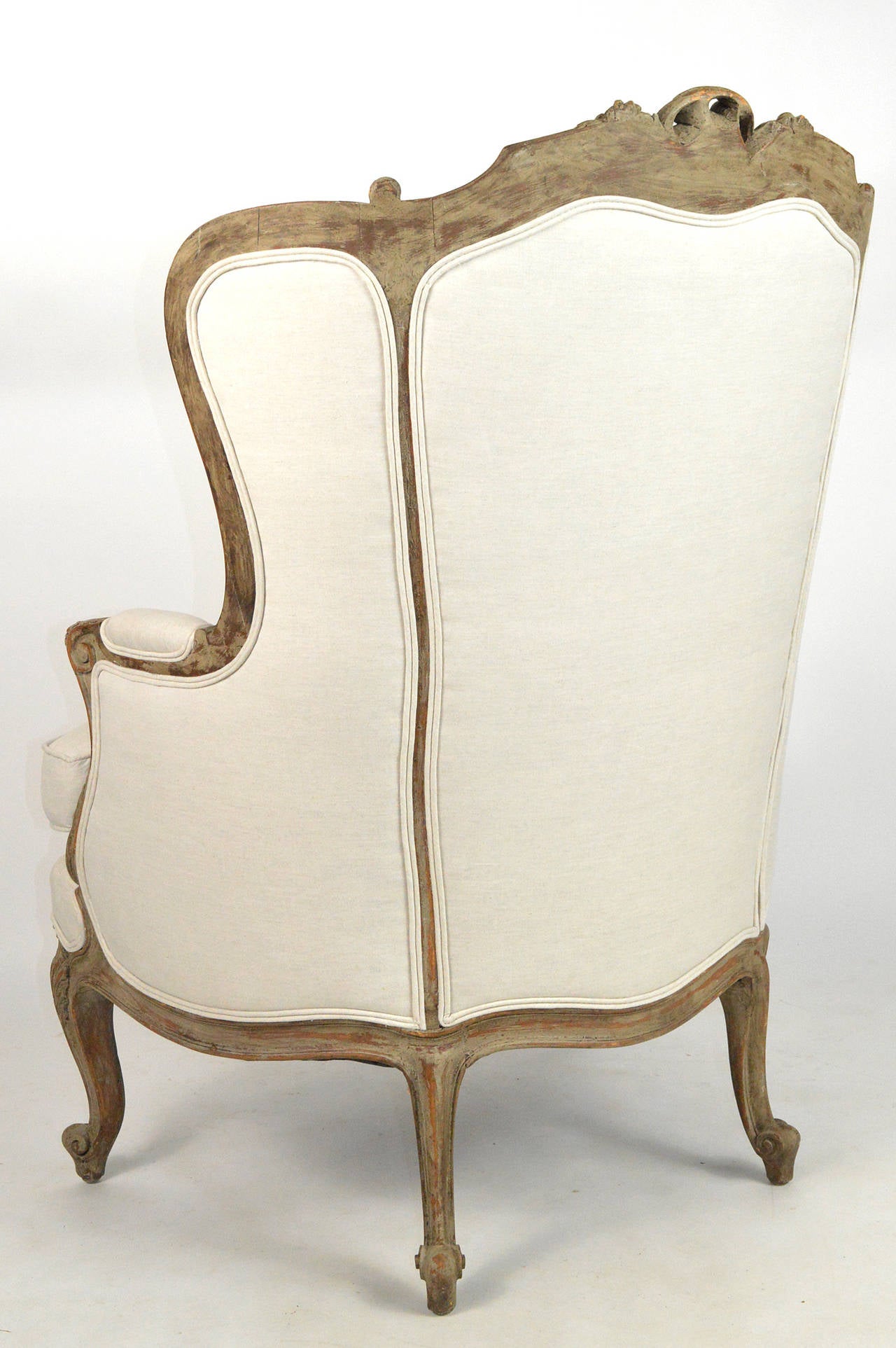 Fabric Early 20th Century French Louis XV Style Painted Wingback Armchair For Sale