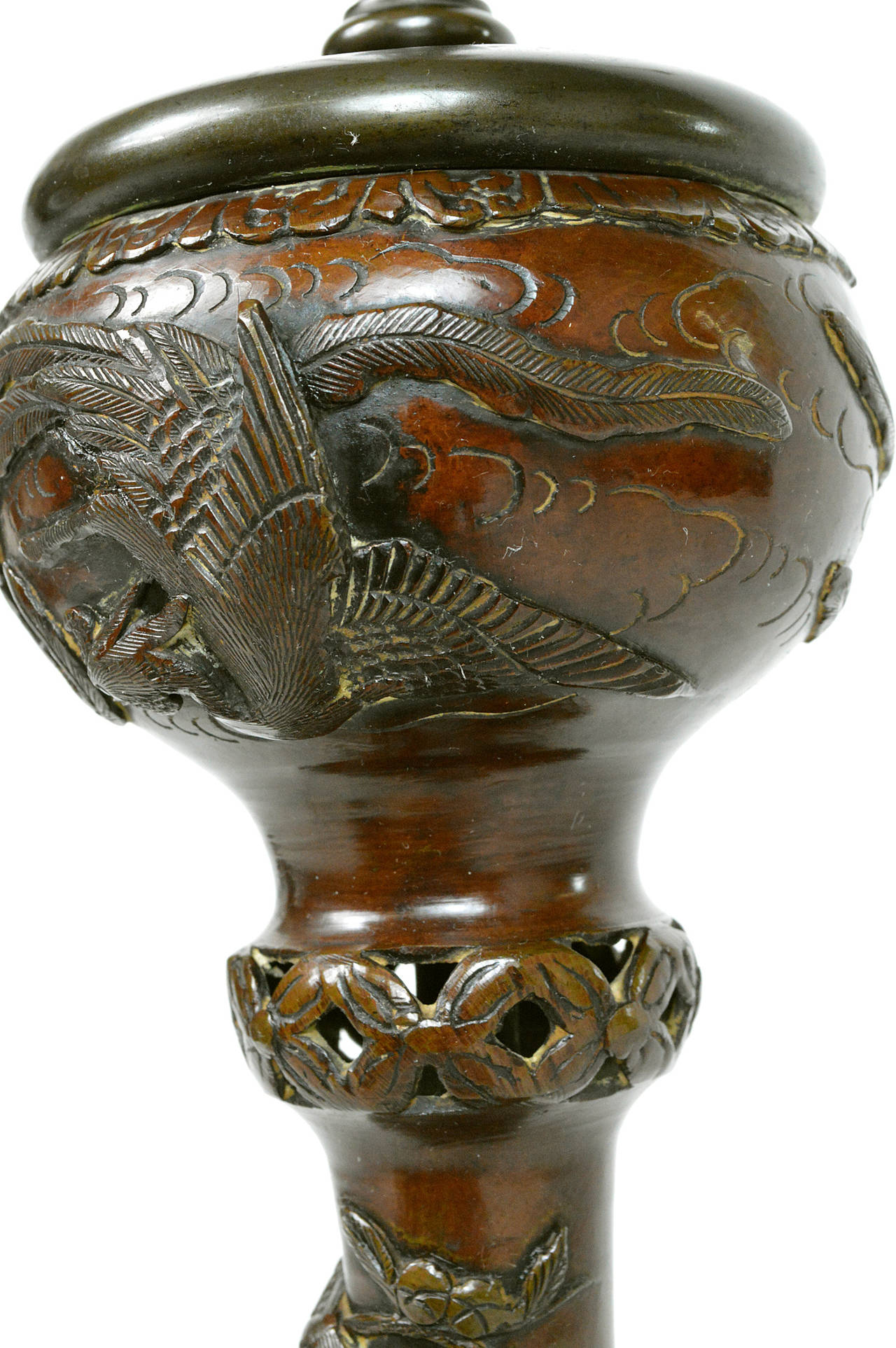 Japanese Meiji Period Bronze Urn Lamp In Good Condition For Sale In Atlanta, GA