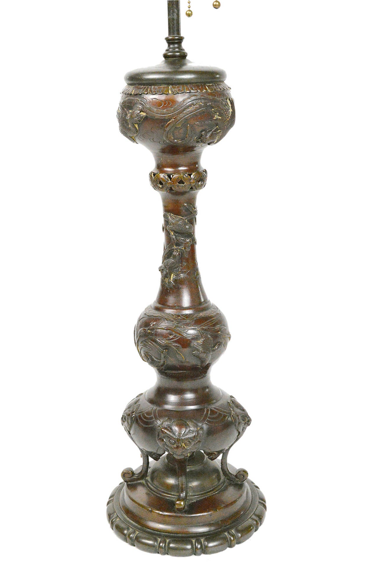 Japanese Meiji Period Bronze Urn Lamp For Sale 1