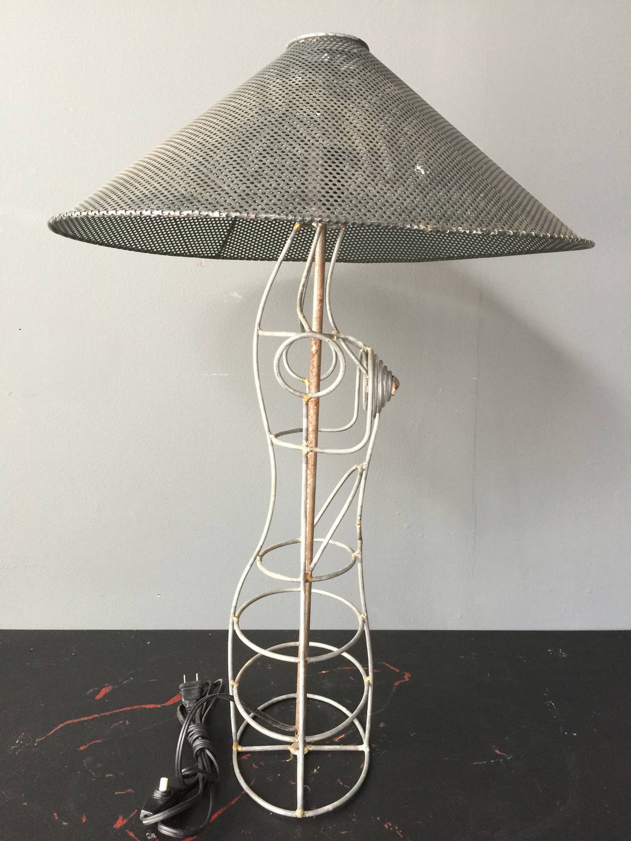 Wire Form Brazed Female Mannequin Table Lamp with Perforated Conical Shade In Fair Condition For Sale In New York, NY