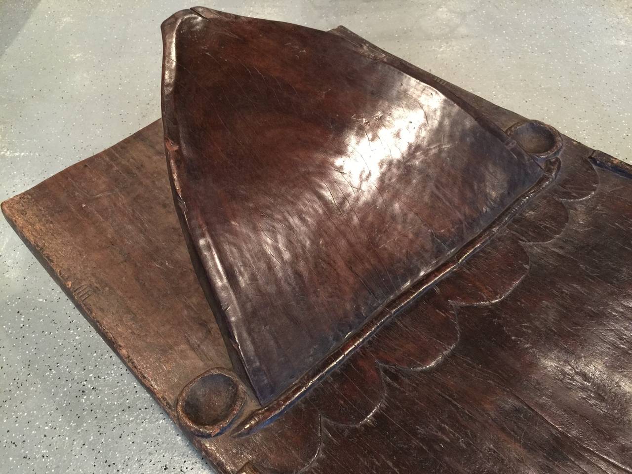 Monumental Early 20th Century Hand-Carved African Senufo Cote d'Ivoire Bed 3