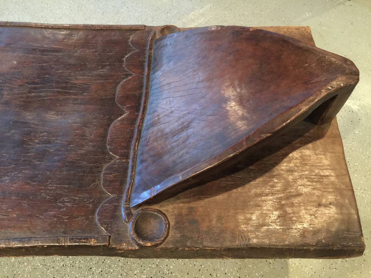 Ivorian Monumental Early 20th Century Hand-Carved African Senufo Cote d'Ivoire Bed