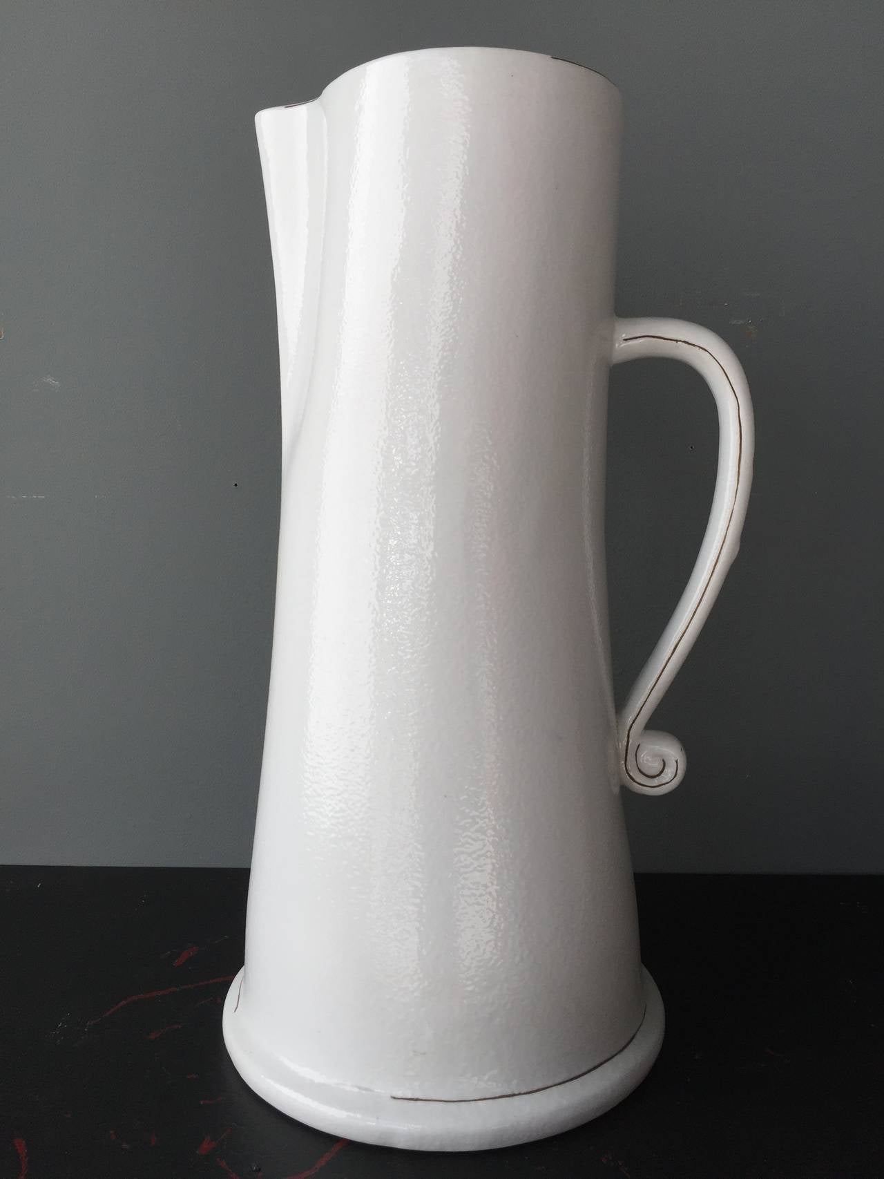 Massive Creamer Pitcher Masquerading as Umbrella Stand In Good Condition In New York, NY