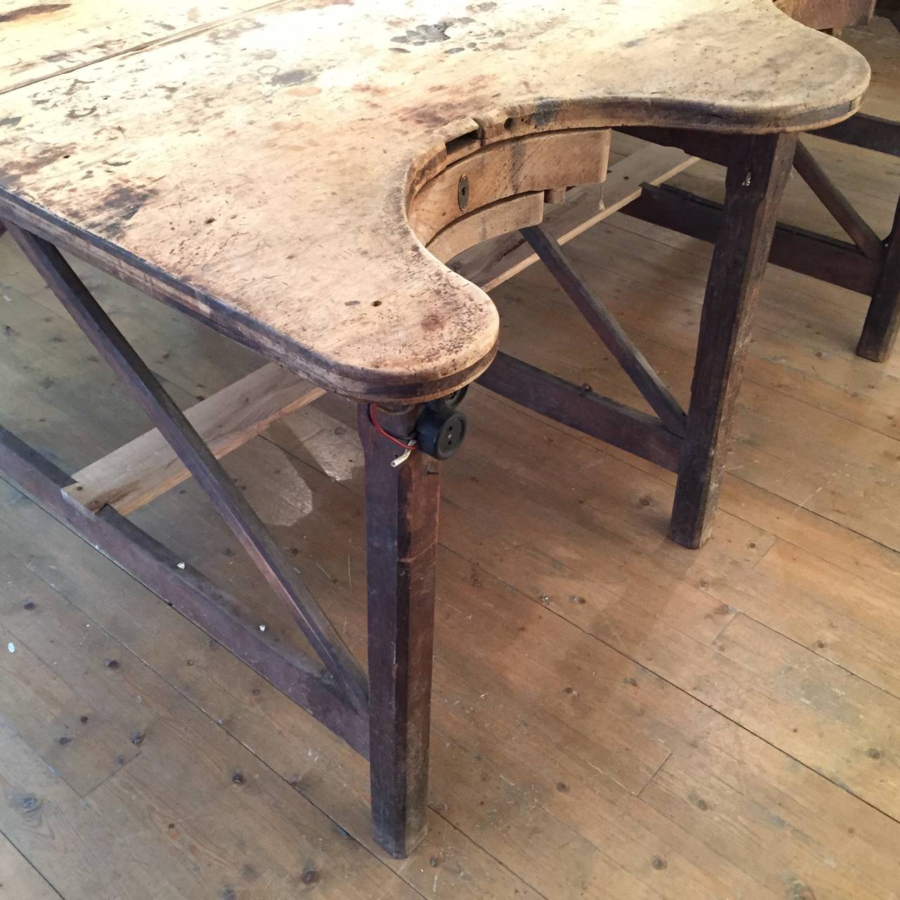 goldsmith table