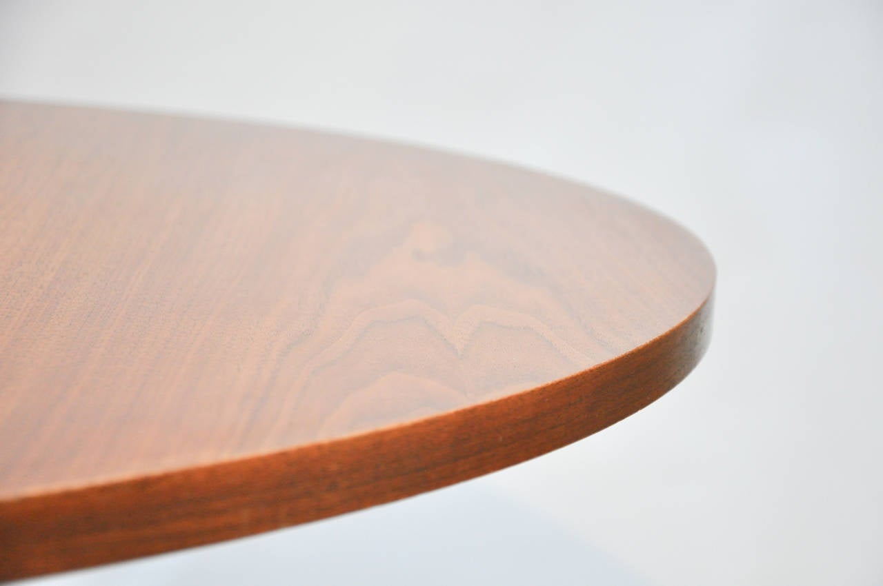 Mid-Century Modern Paul McCobb Round Walnut and Alumninum Dining Table for Directional