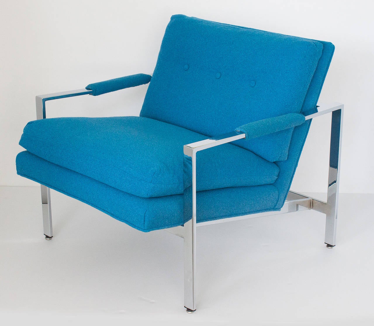 Pair Milo Baughman Chrome Flat Bar Lounge Chairs In Excellent Condition In Chicago, IL