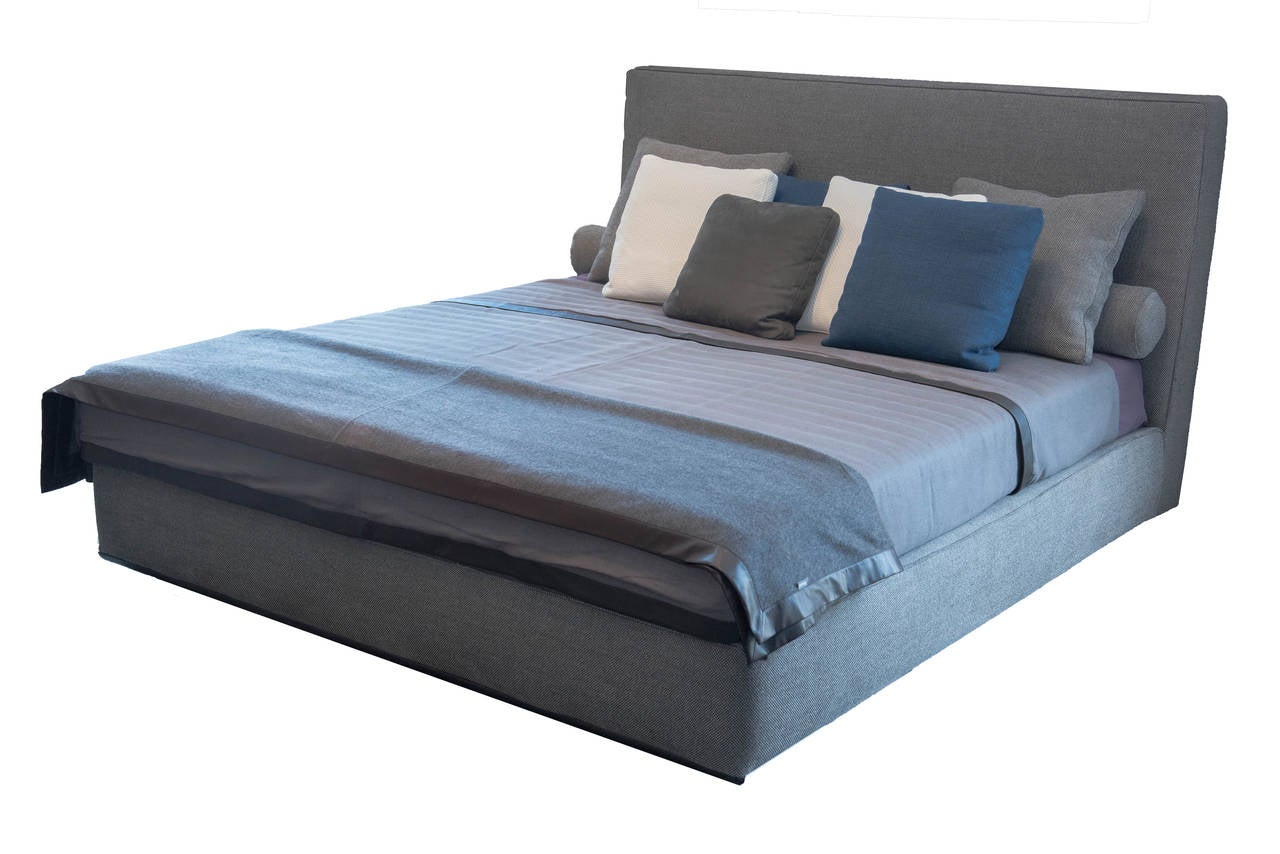 Modern Minotti Powell Bed