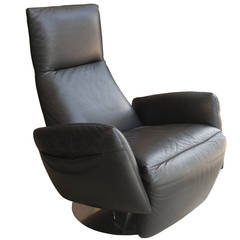 Poltrona Frau Pillow Reclining Armchair