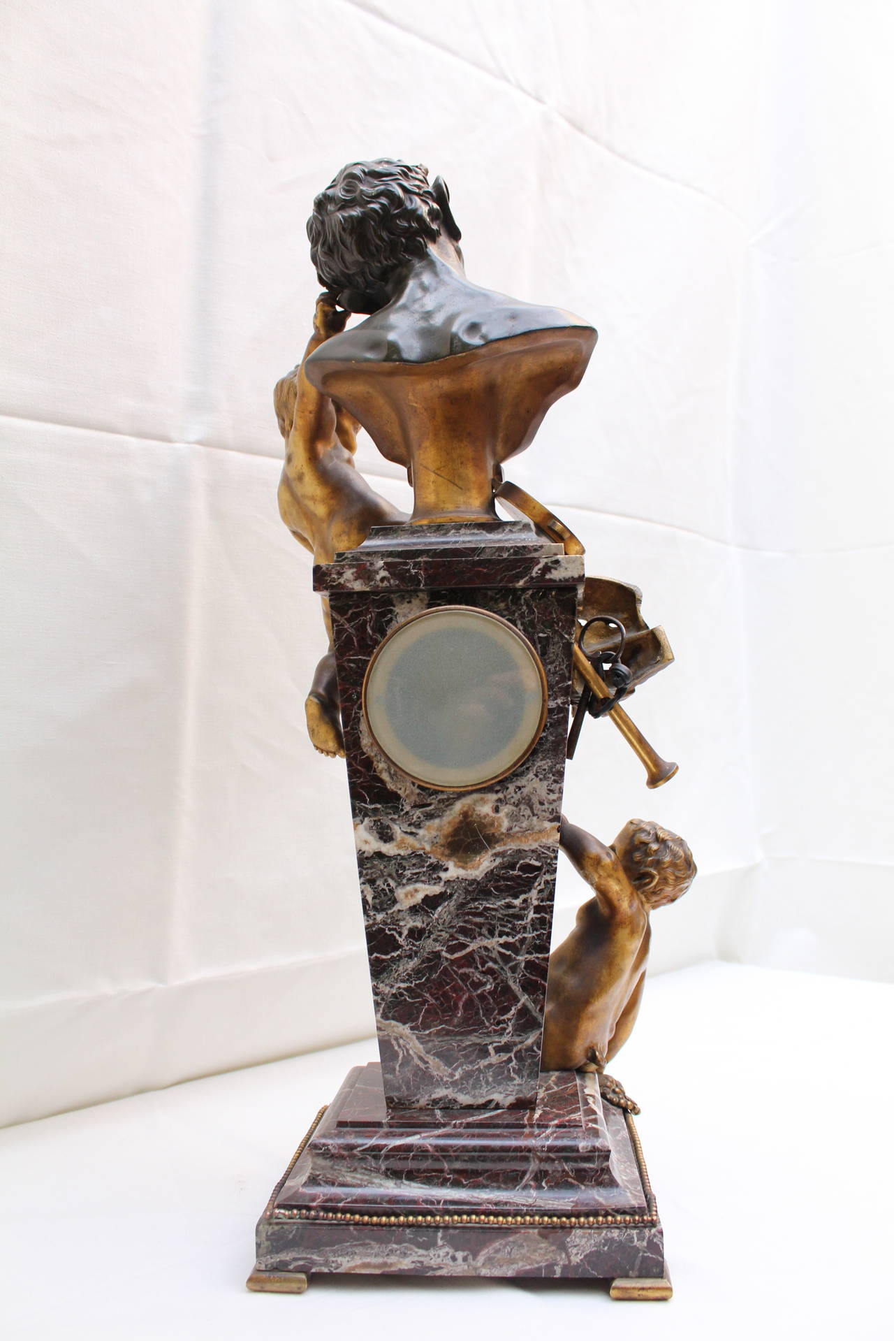 Griotte Marble Golden and Patinated Bronze Clock Representing the Divine Comedy, circa 1880 For Sale