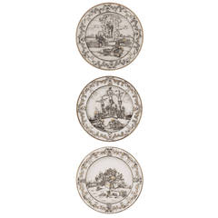 Set of three Chinese export porcleain plates with Christian scenes, 18th century