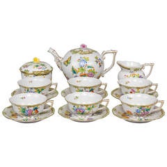 Herend Queen Victoria Tea Service for Six Persons, 1954