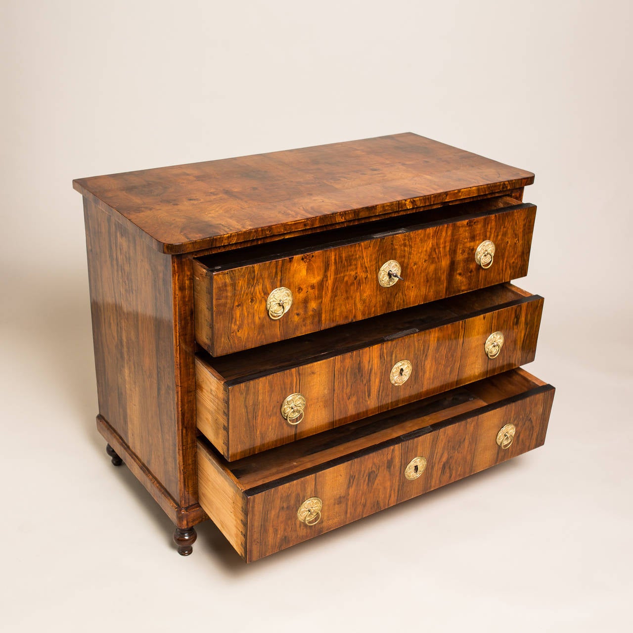 Mid-19th Century Biedermeier Chest of Drawers, Germany, circa 1830