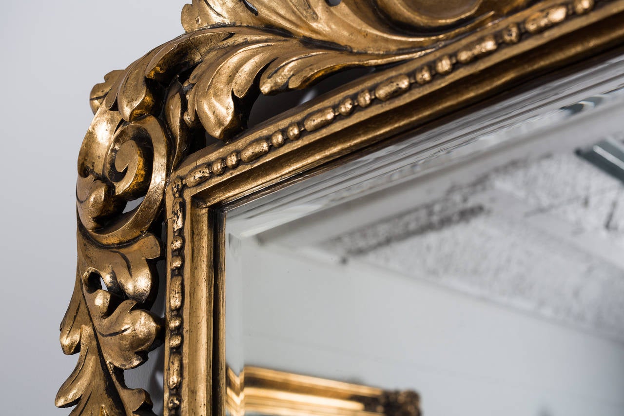 Golden Florentine Mirror, Italy circa 1850 In Excellent Condition In Lichtenberg, AT