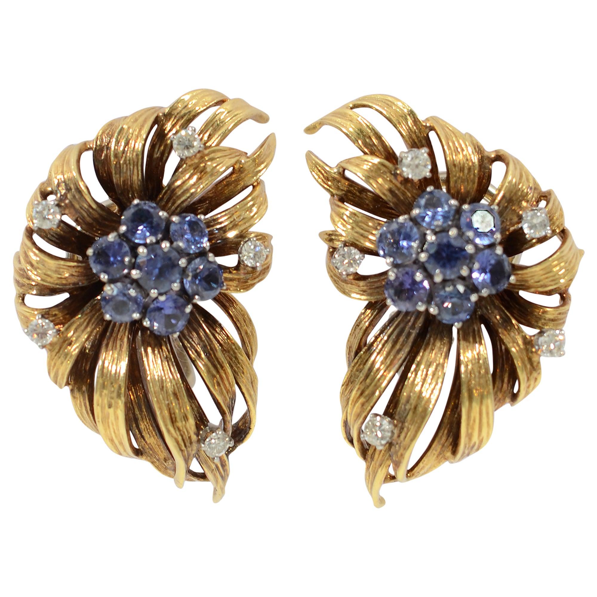 Sapphire Diamond Gold En Tremblant Earrings In Excellent Condition In Darnestown, MD