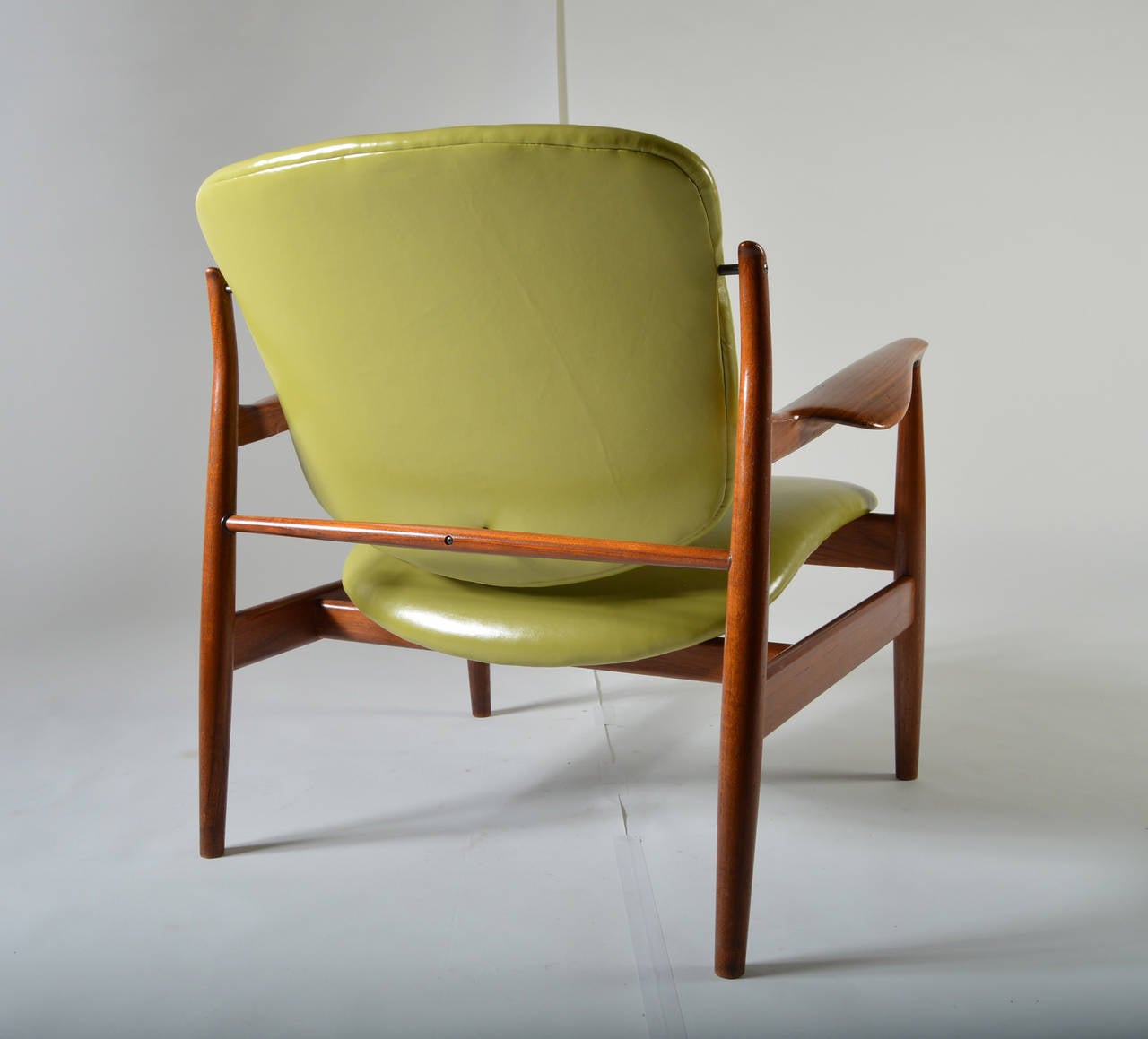 Scandinavian Modern Easy Chair by Finn Juhl for France & Son model: FD136