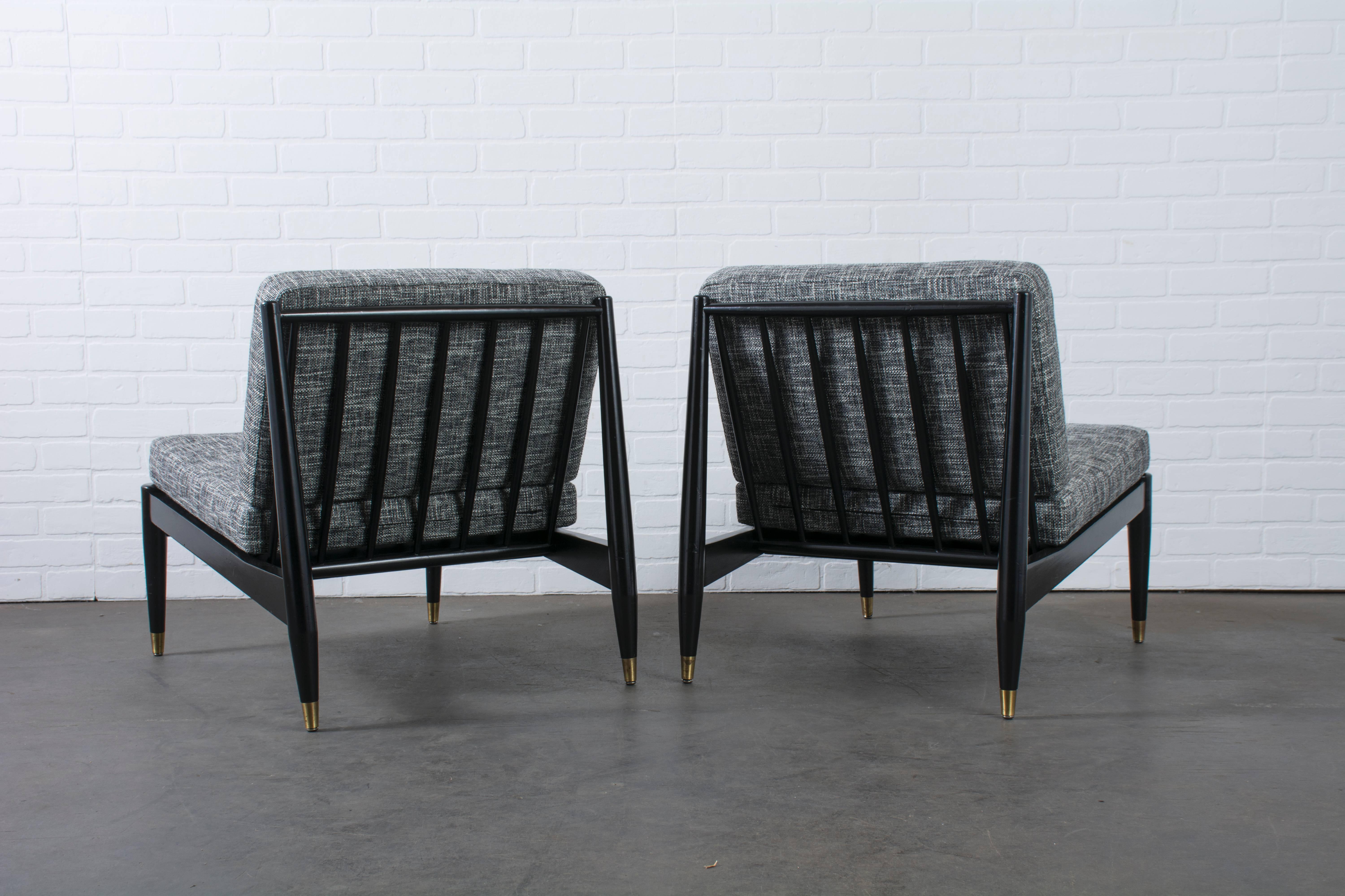 Mid-20th Century Pair of Mid-Century Modern Lounge Chairs