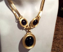 Chic Yves Saint Laurent Cabochon Pendant Necklace