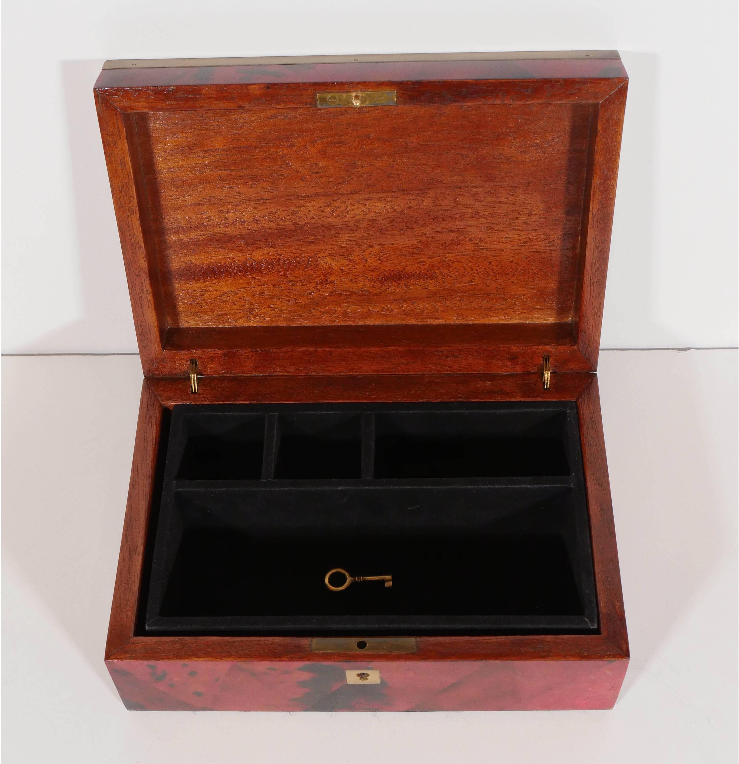 Exceptional Jewelry Box in Lacquered Pen Shell with Exotic Feather Accents 1