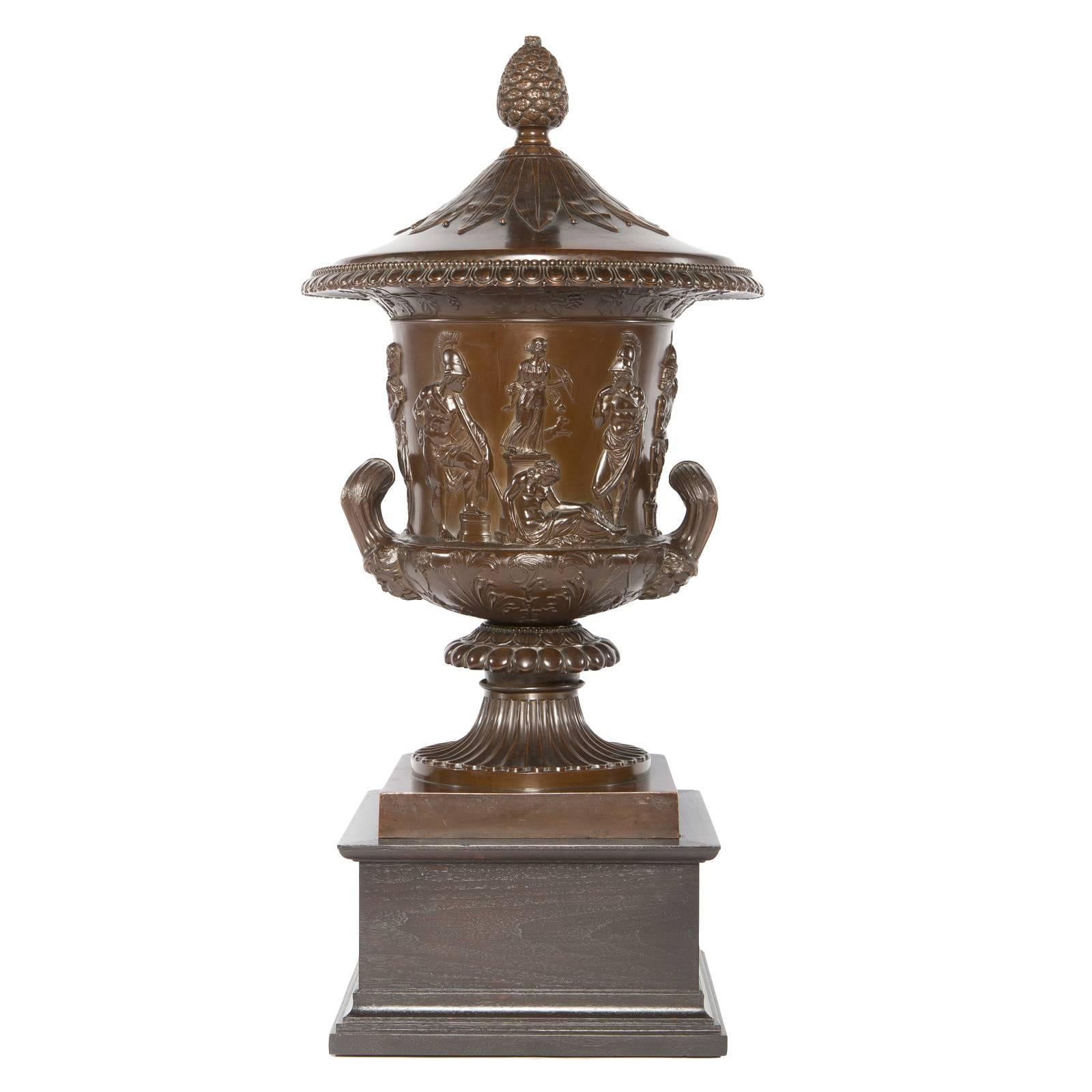 Important English George III "Medici Vase" in Copper For Sale
