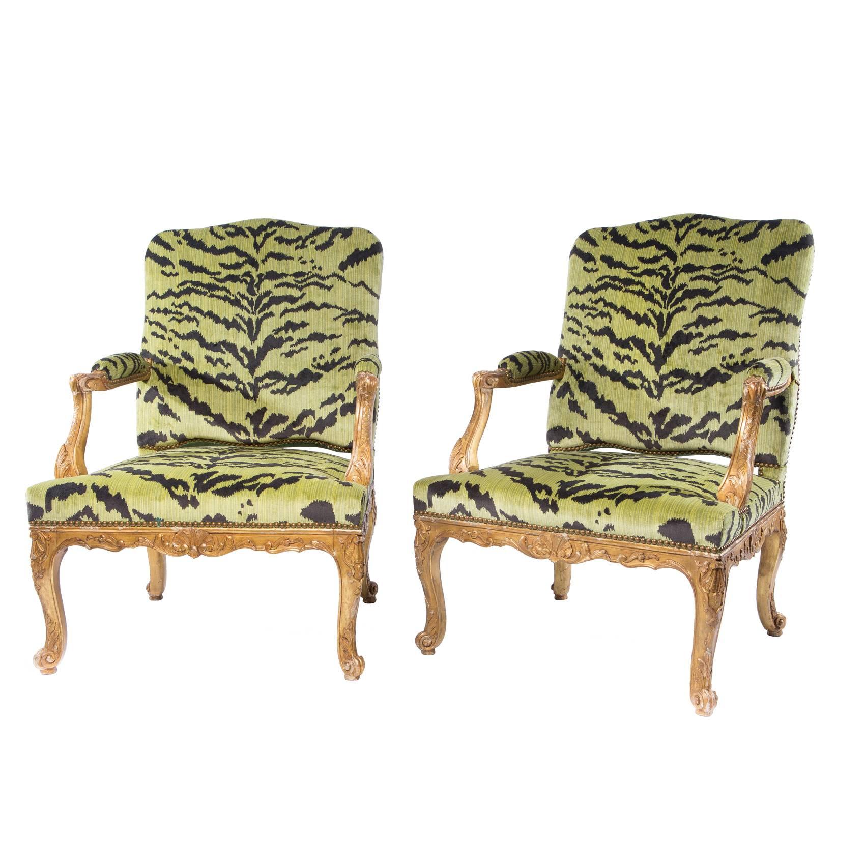 Pair of Louis XV Style Giltwood Fauteuils For Sale at 1stDibs