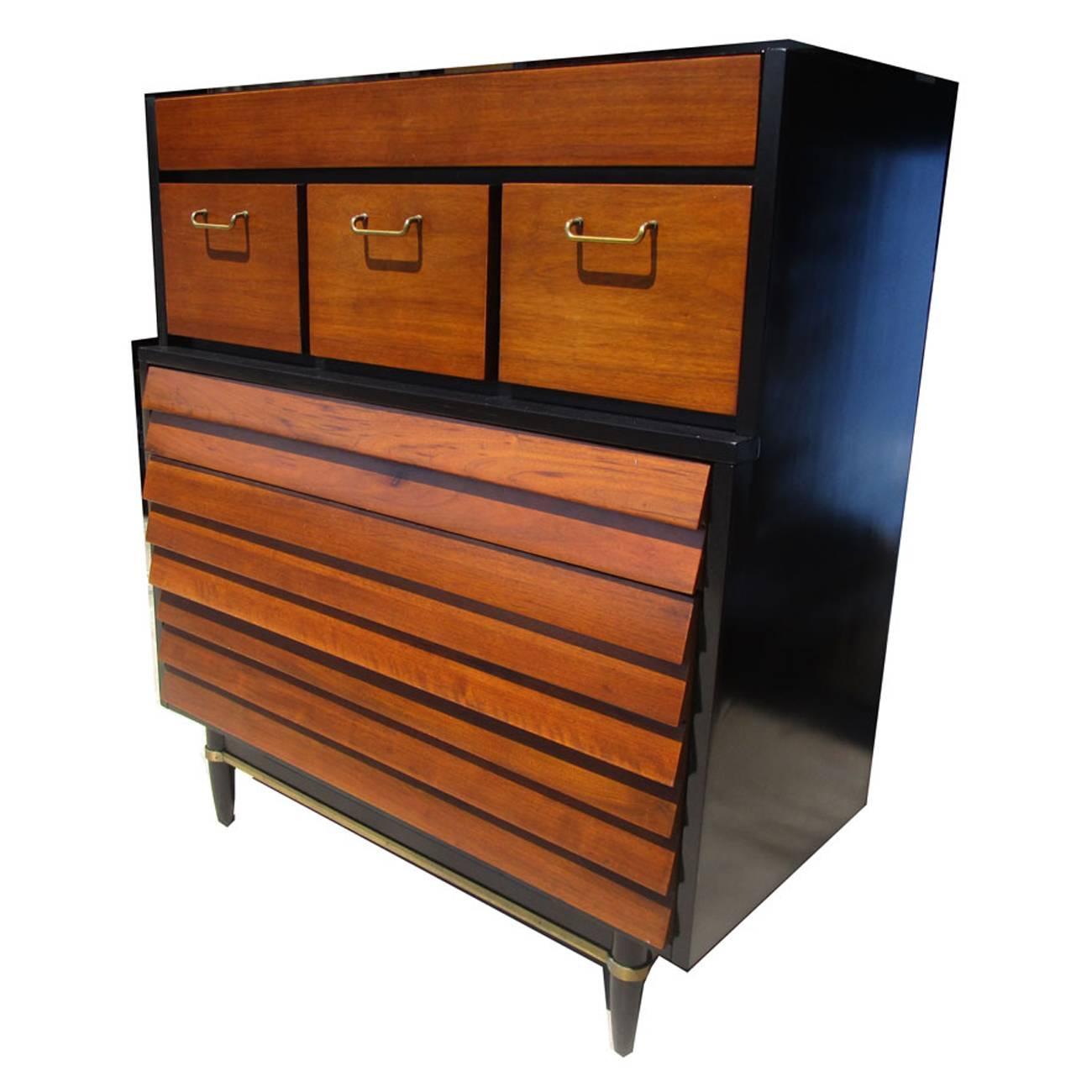 Vintage American of Martinsville Highboy Dresser For Sale at 1stdibs