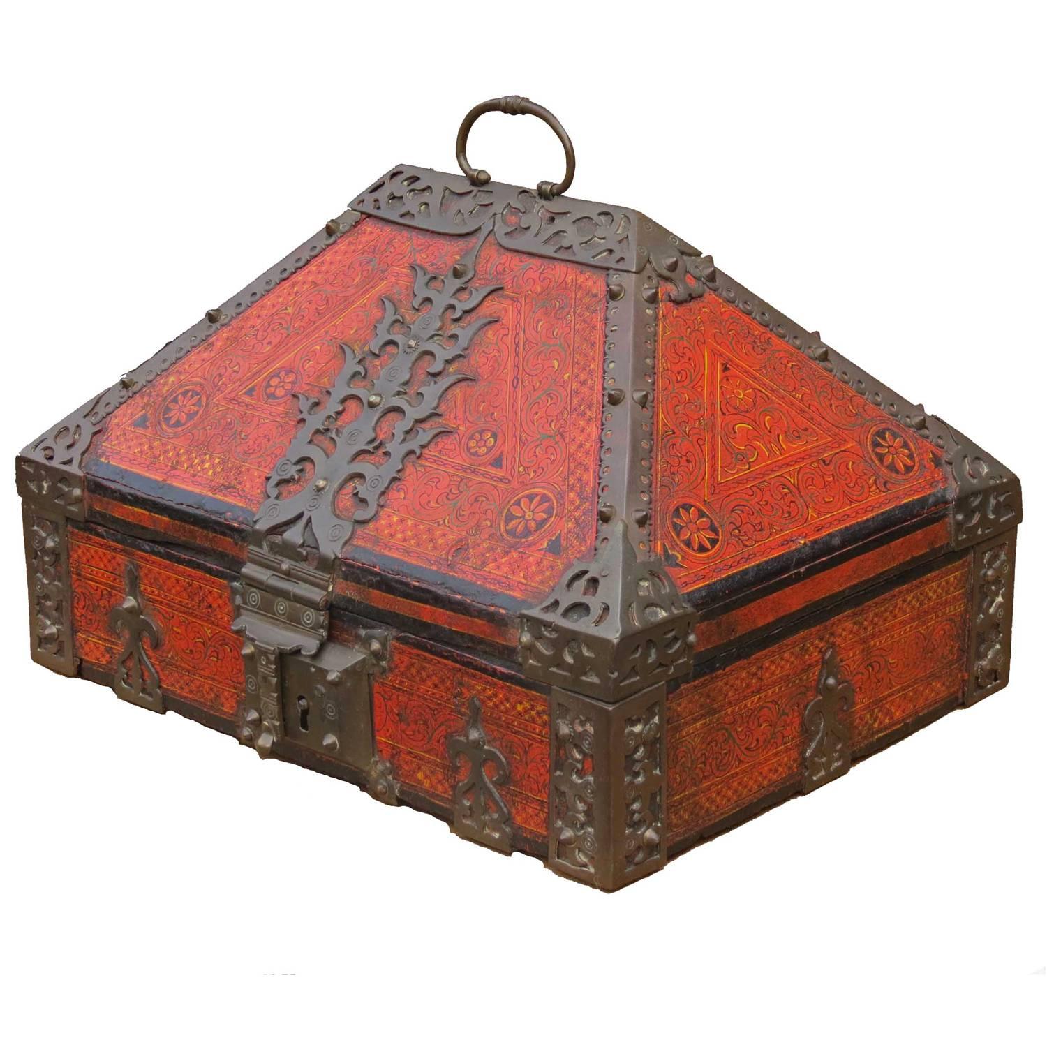 Antique "Malabar Box", Kerala, 19th Century For Sale