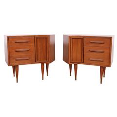 Pair of Angled Mid-Century End Table/Nightstand