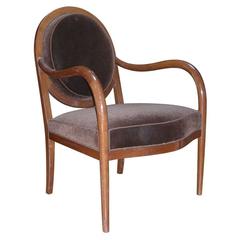 French Long and Deep 1930s Armchair in Walnut and Mohair Velvet