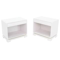 Pair of White Lacquer Grass Cloth One-Drawer Nightstands