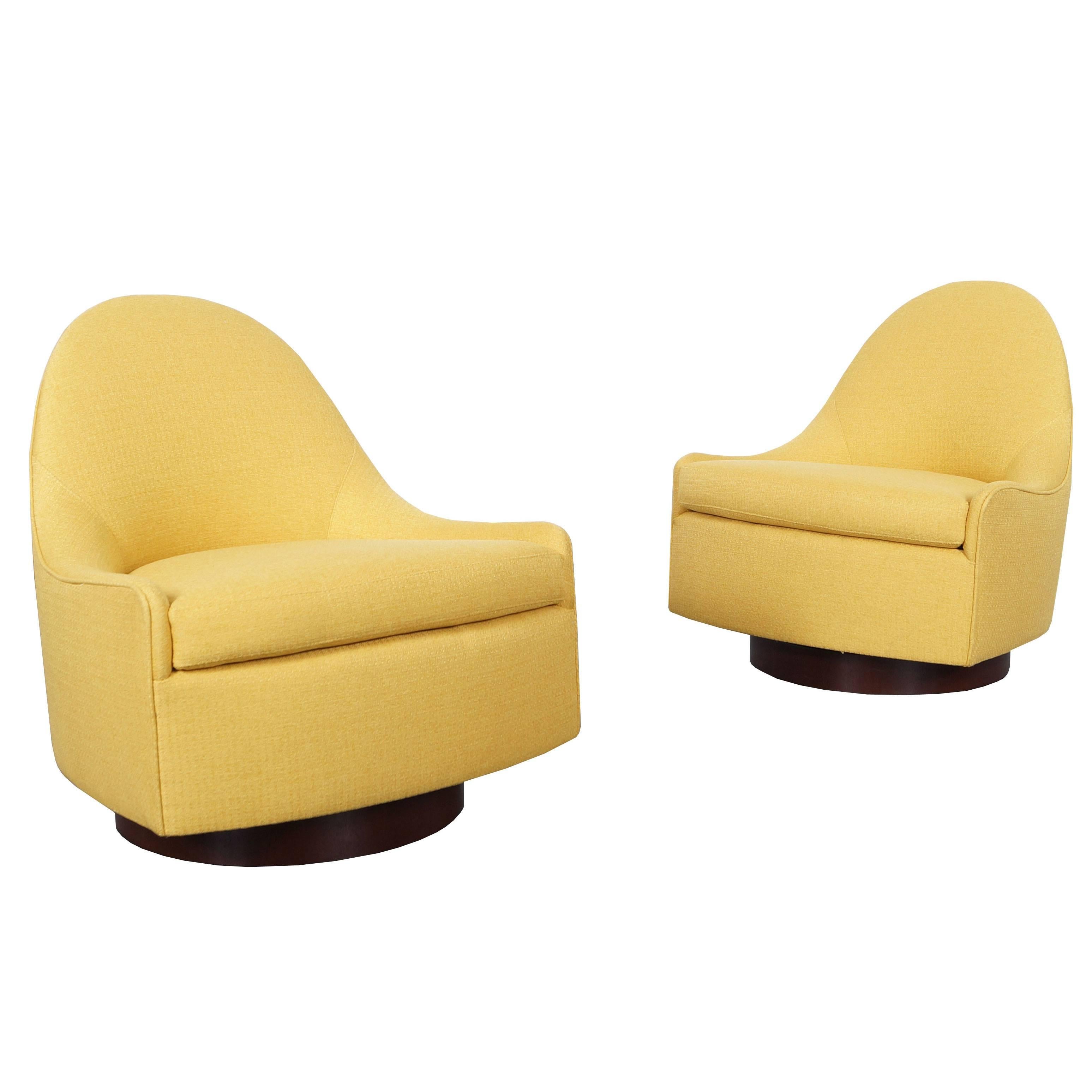 Vintage "Teardrop" Swivel Lounge Chairs by Milo Baughman