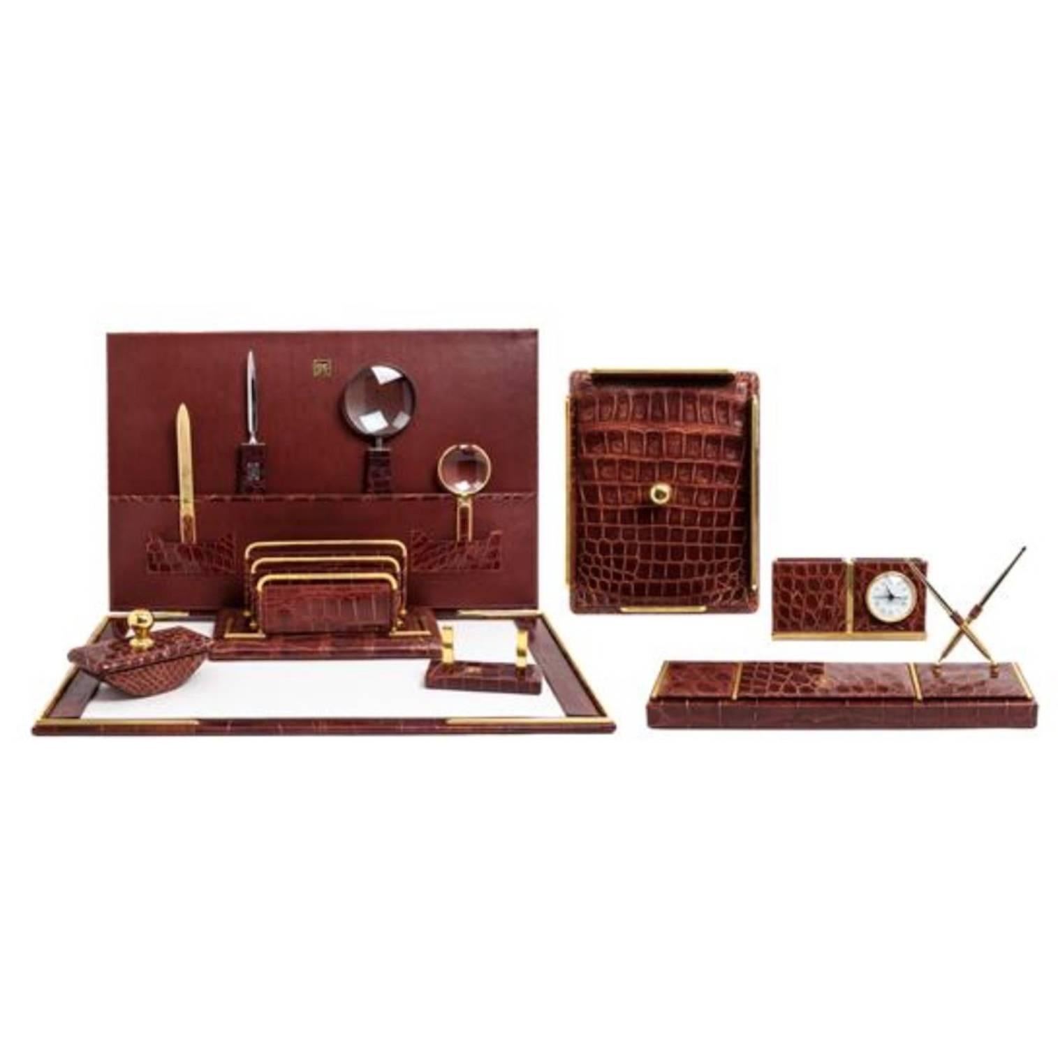 Exceptional Italian Alligator Desk Set Pristine Condition For Sale