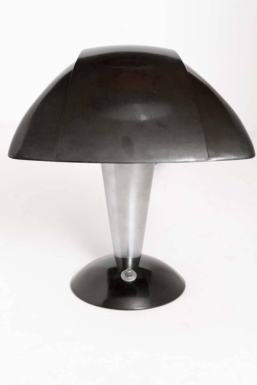 Iconic machine age Teague Polaroid desk lamp  # 114 in rare black 1