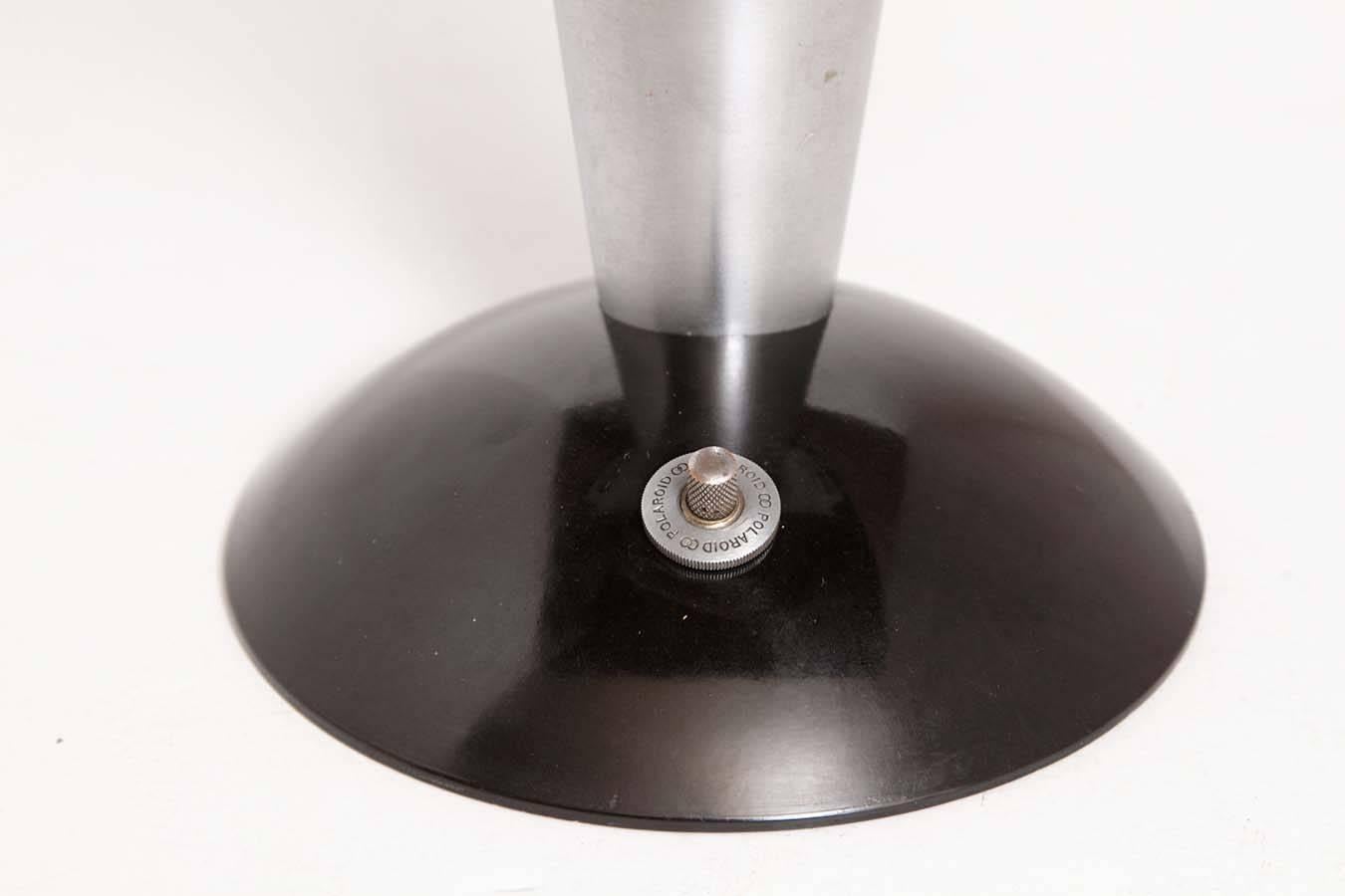 Museum quality COMPLETE Walter Dorwin Teague desk lamp for Polaroid.   Includes all 4 original bakelite thumbscrews, original polarizing filter with clip, original signed Polaroid switch bezel, original label, original white inside-shade paint and