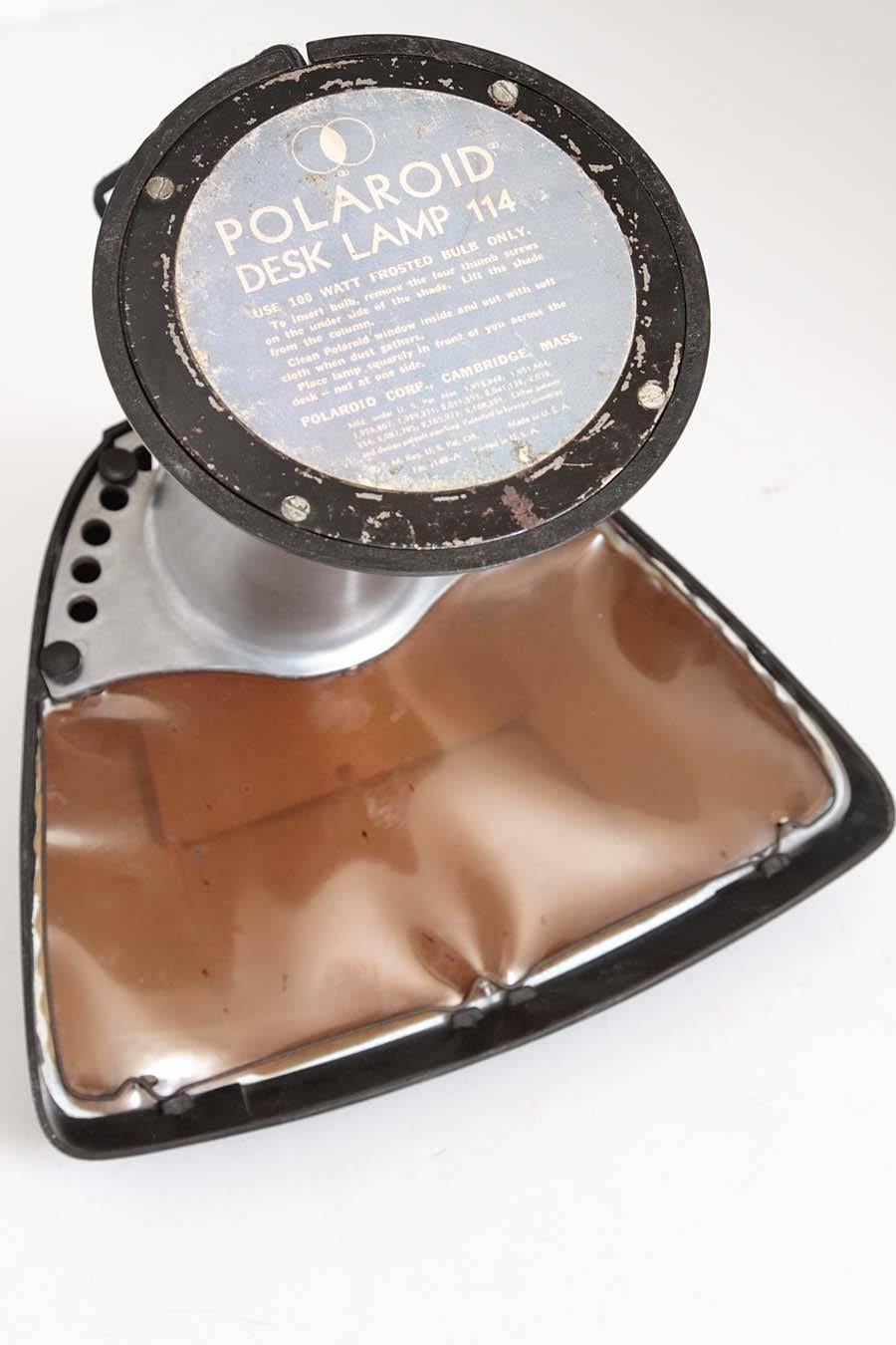 Iconic machine age Teague Polaroid desk lamp  # 114 in rare black In Good Condition In Dallas, TX