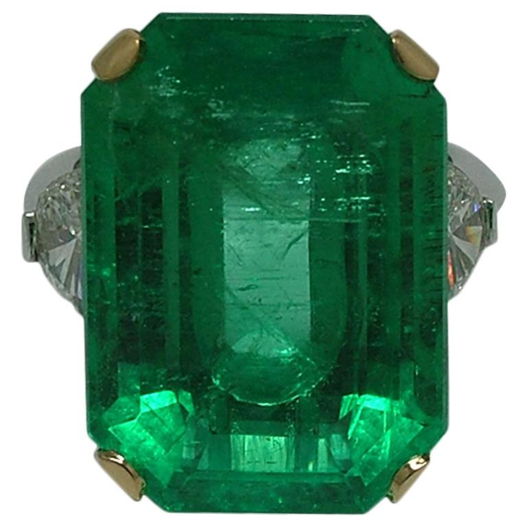 Extraordinary 27.32 Carat Gübelin Cert Colombian Emerald Gold Ring For ...