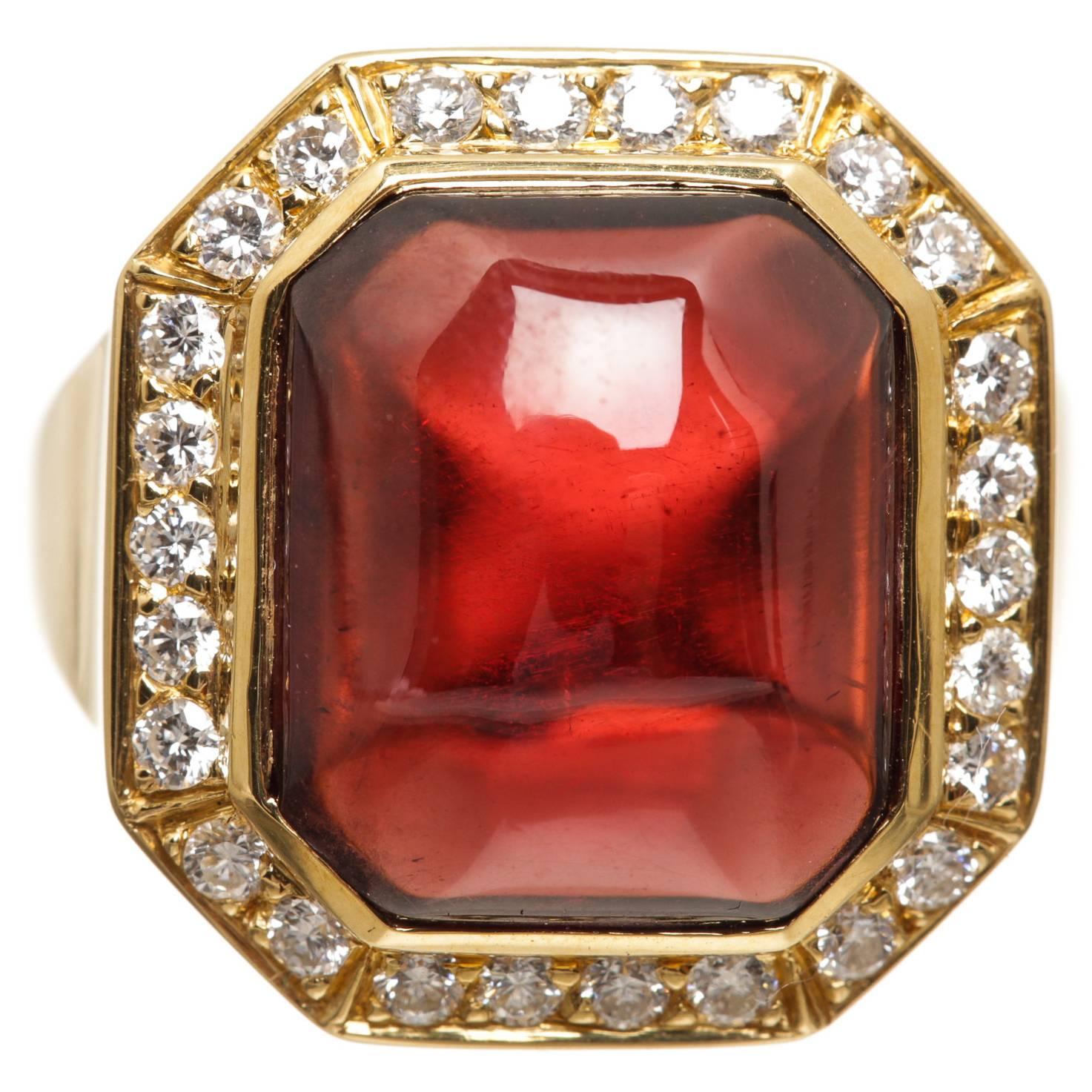 cabochon garnet Pave Diamond gold Cocktail ring For Sale