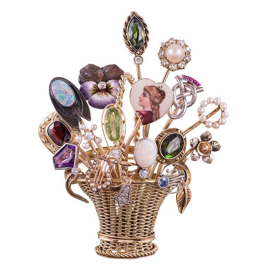Victorian Stick Pin Brooch For Sale at 1stdibs