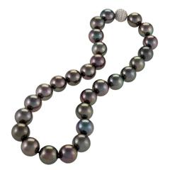 Black Tahitian Pearl Necklace 11