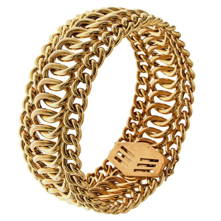 1960s Rose Gold Chain Link Wide Flexible Bracelet For Sale at 1stdibs