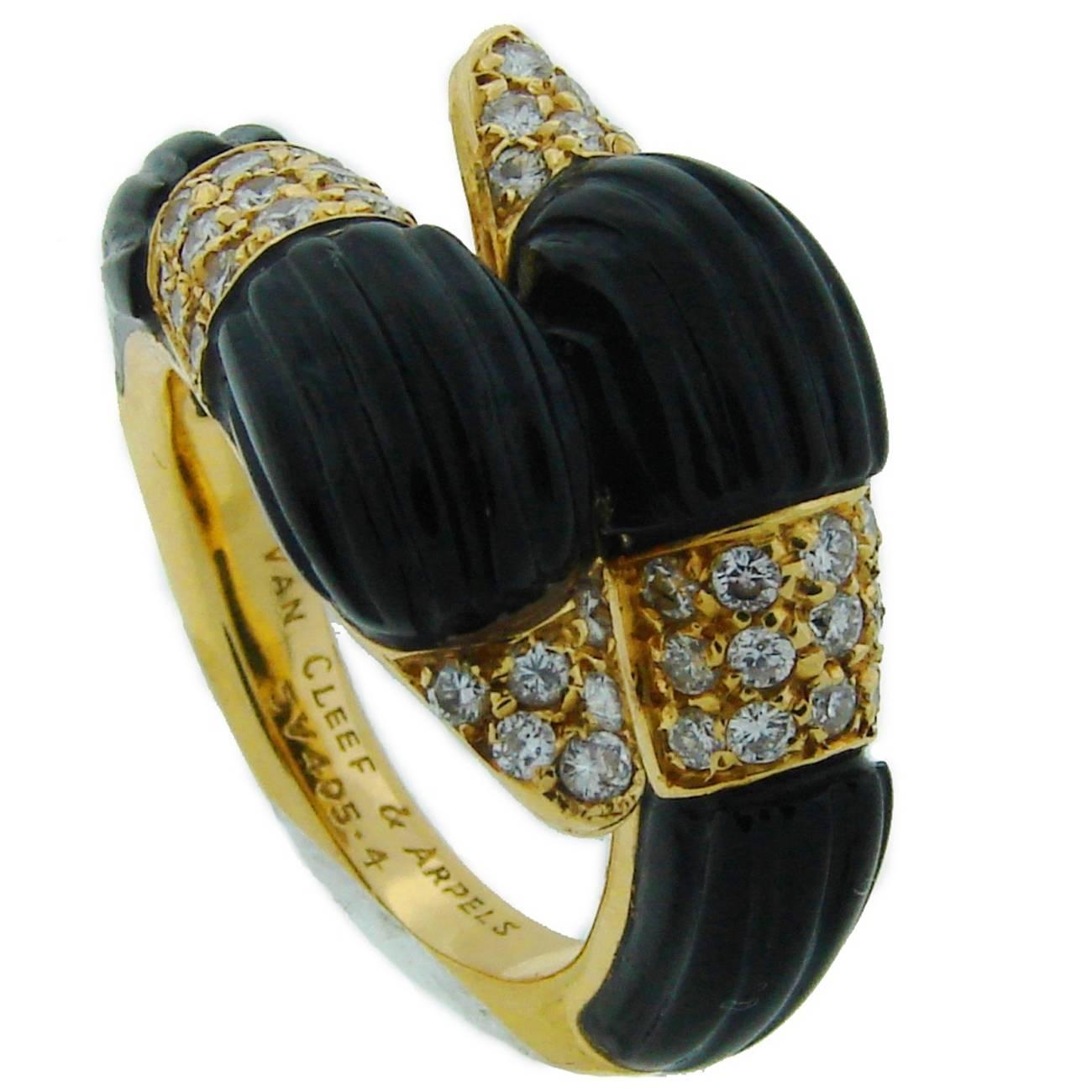 1970s VAN CLEEF 
ARPELS Black Onyx Diamond 
Yellow Gold Ring