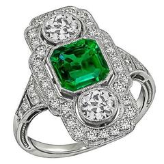 Enticing Art Deco Emerald Diamond Ring
