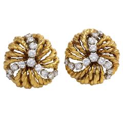 1950s Van Cleef & Arpels Diamond Gold Clip Earrings