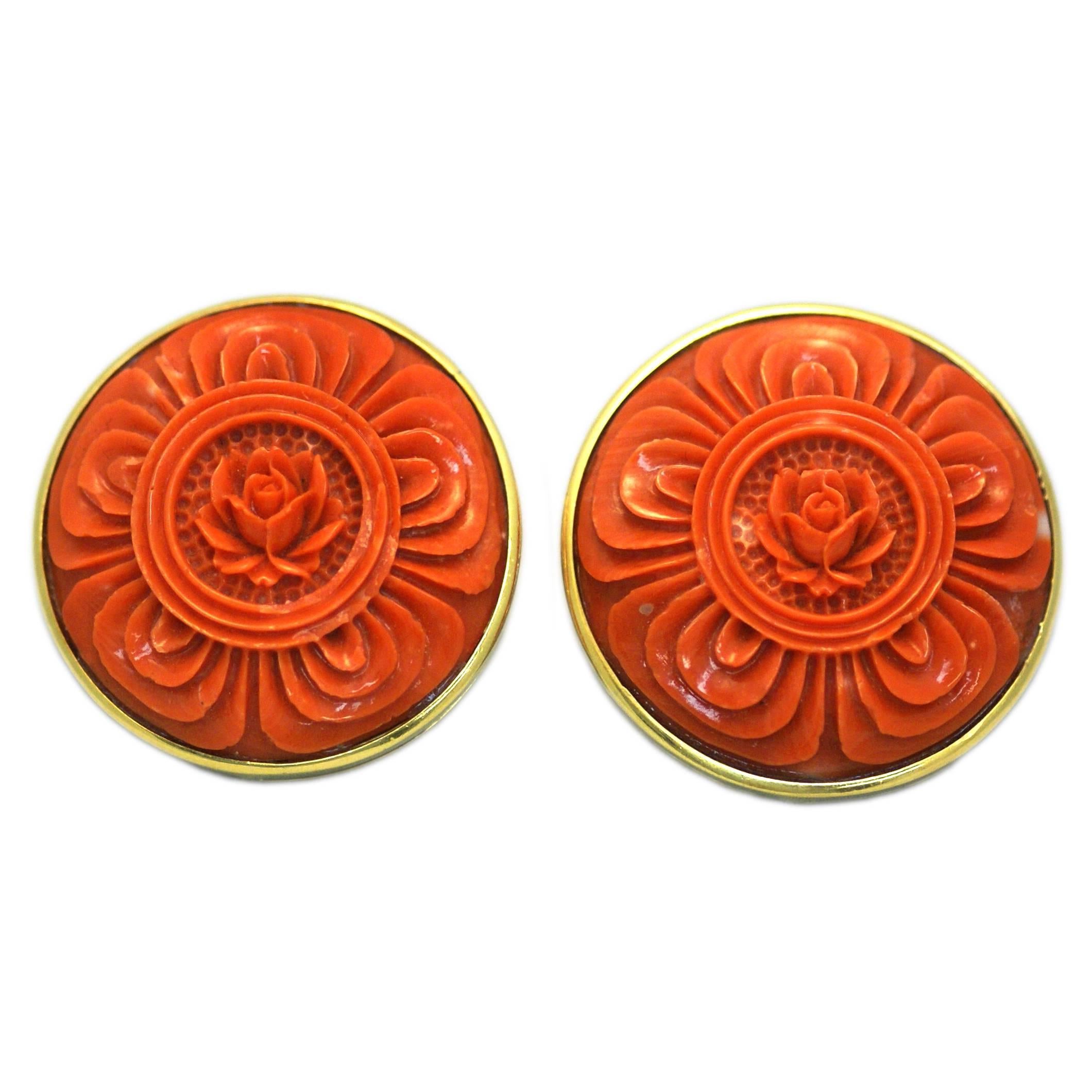 Chic Neapolitan Carved Coral Gold Ear Clips 