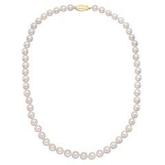 Graduated 7.5 to 8 mm Cultured Pearl Necklace