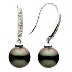 Tahitian Pearl and Diamond Earring