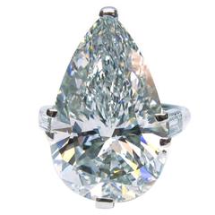 Bague en platine Cartier GIA Cert 10::02 carats:: diamant en forme de poire