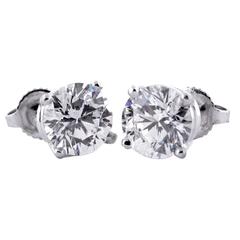Tiffany
Co 3.29 carats Diamond Platinum Stud Earrings Tiffany
Co 3.29 carats Diamond Platinum Stud Earrings