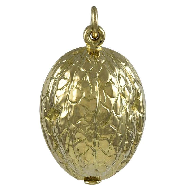 Cartier locket Clearance