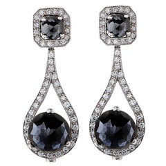 Boucles d'oreilles en diamant noir de 26,74 carats